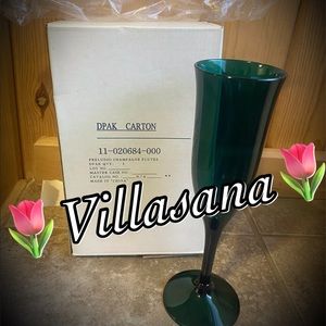 TUPPERWARE**SHEERLY ELEGANT PRELUDIO CHAMPAGNE FLUTES SET OF 4 IN EMERALD